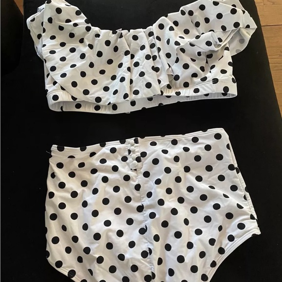 Unique vintage, plus size, black & white polkadot Ruffled off shoulder Ramona - Picture 2 of 3
